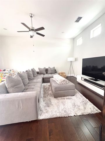 3111 Mitchell Landing Court, Houston, TX 77025
