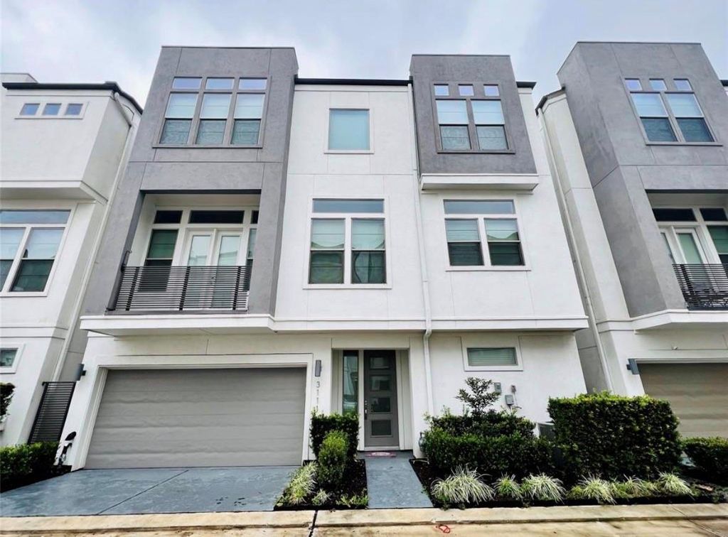 3111 Mitchell Landing Court, Houston, TX 77025
