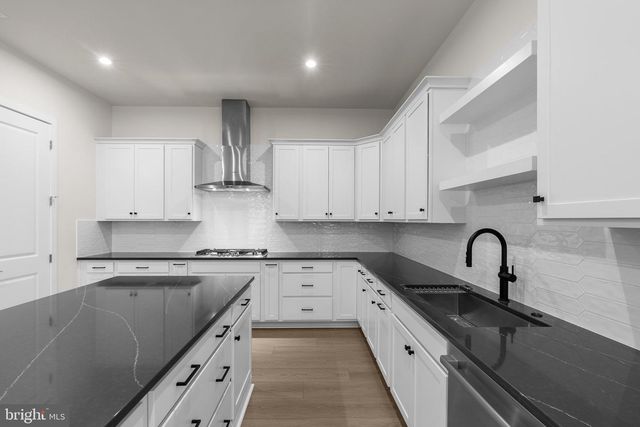44490 COALPORT TER, Ashburn, VA 20147