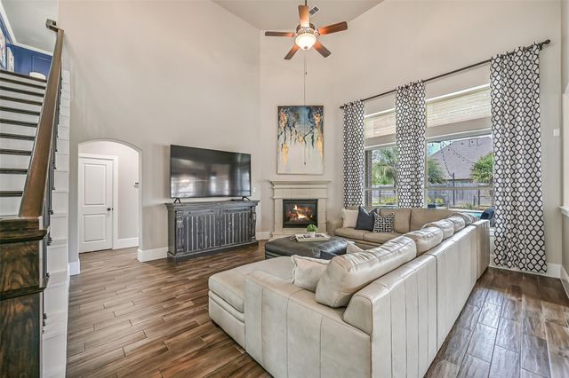 2433 Prairie Mist Lane, Friendswood, TX 77546