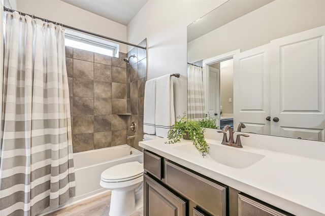 2433 Prairie Mist Lane, Friendswood, TX 77546