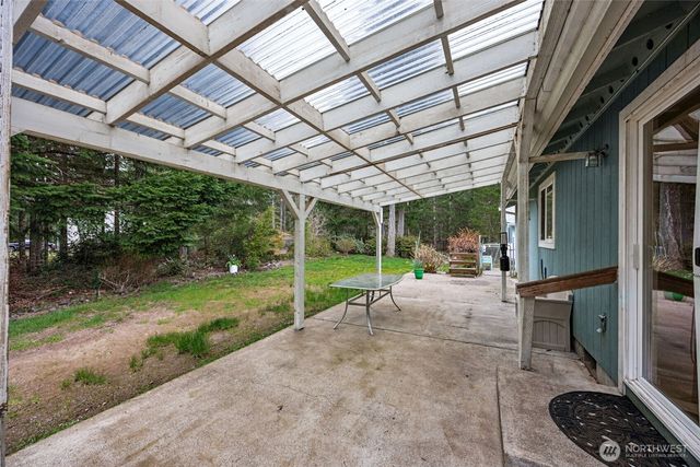 10 E Mooreview Lane E, Shelton, WA 98584