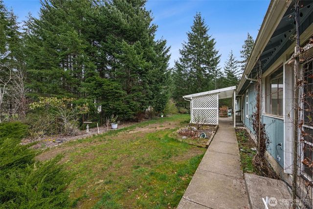 10 E Mooreview Lane E, Shelton, WA 98584
