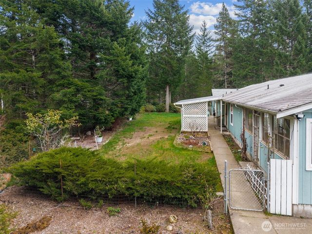 10 E Mooreview Lane E, Shelton, WA 98584
