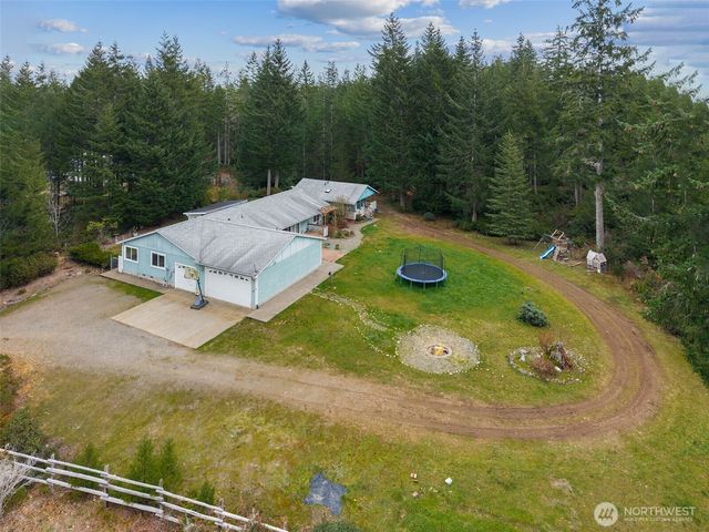 10 E Mooreview Lane E, Shelton, WA 98584
