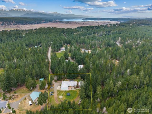 10 E Mooreview Lane E, Shelton, WA 98584