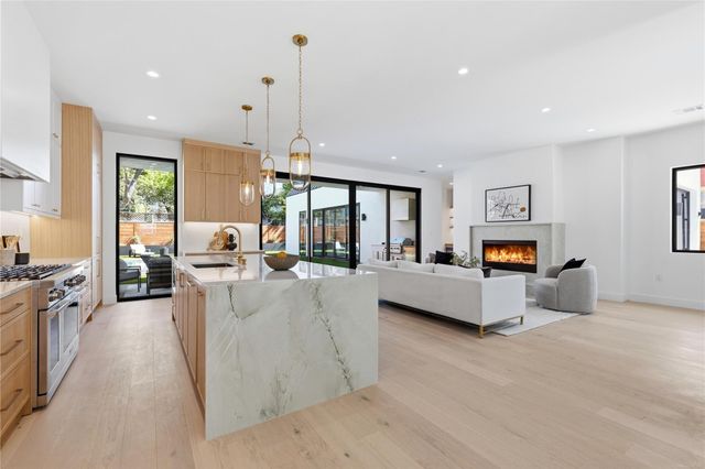 1702 W 30th ST, Austin, TX 78703