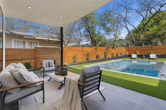 1702 W 30th ST, Austin, TX 78703