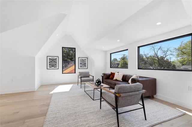 1702 W 30th ST, Austin, TX 78703