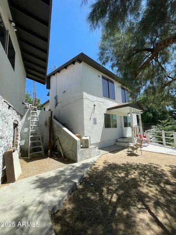 168 S Cedar Avenue, Miami, AZ 85539