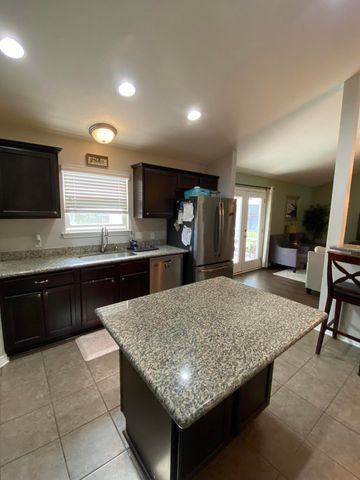 2113 Salamanca Street, Navarre, FL 32566