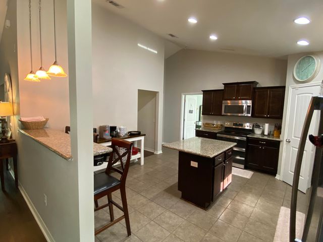 2113 Salamanca Street, Navarre, FL 32566