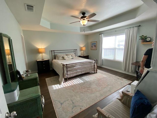 2113 Salamanca Street, Navarre, FL 32566