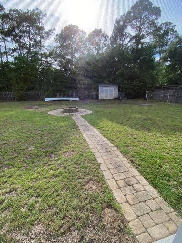 2113 Salamanca Street, Navarre, FL 32566