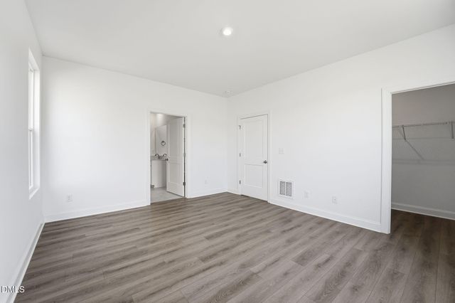 3112 Kiawa Pointe Lane 215, Durham, NC 27703