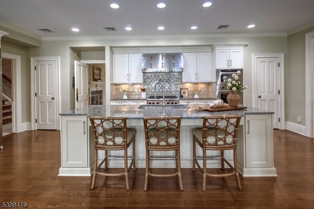 46 Sand Spring Rd, Harding Twp., NJ 07960