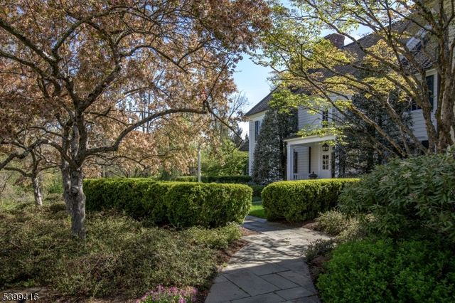 46 Sand Spring Rd, Harding Twp., NJ 07960