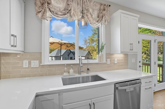 9907 Kensington Lane, Deerfield Twp., OH 45040