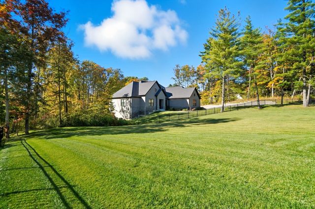 9907 Kensington Lane, Deerfield Twp., OH 45040