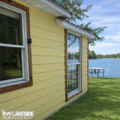 2603 Crescent Shores Drive, Traverse City, MI 49685