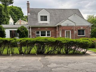 80 Roberts Lane, Yonkers, NY 10701