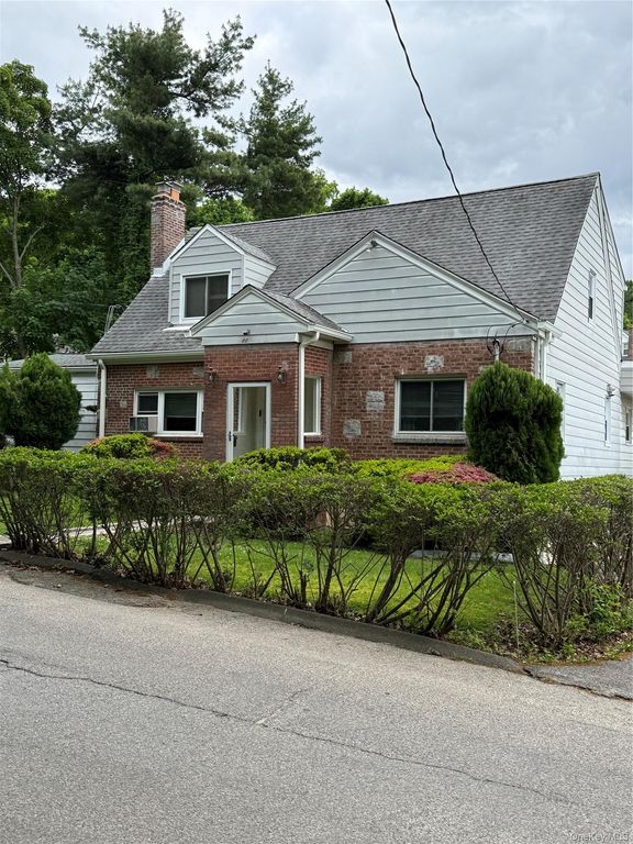 80 Roberts Lane, Yonkers, NY 10701 — photo 2
