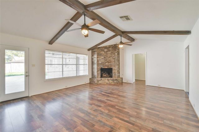 703 Bayview Drive, El Lago, TX 77586