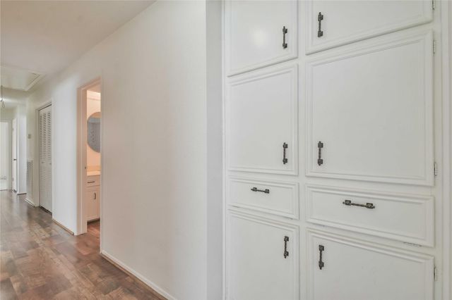 703 Bayview Drive, El Lago, TX 77586