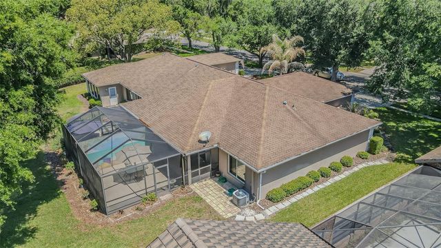 6431 LAURELWOOD DRIVE, Zephyrhills, FL 33542