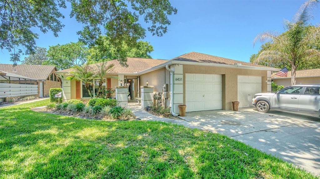 6431 LAURELWOOD DRIVE, Zephyrhills, FL 33542