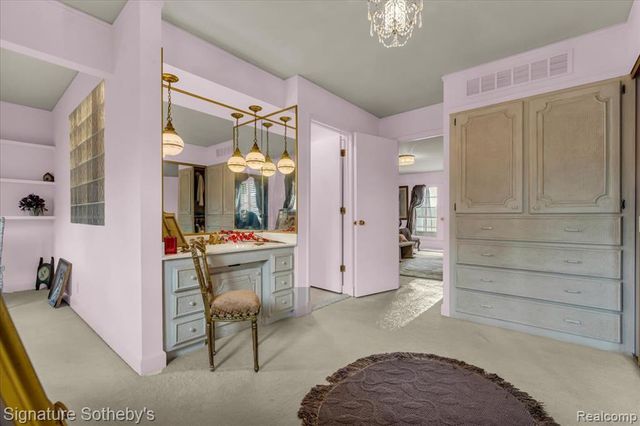 38383 Saddle Lane, Clinton Township, MI 48036