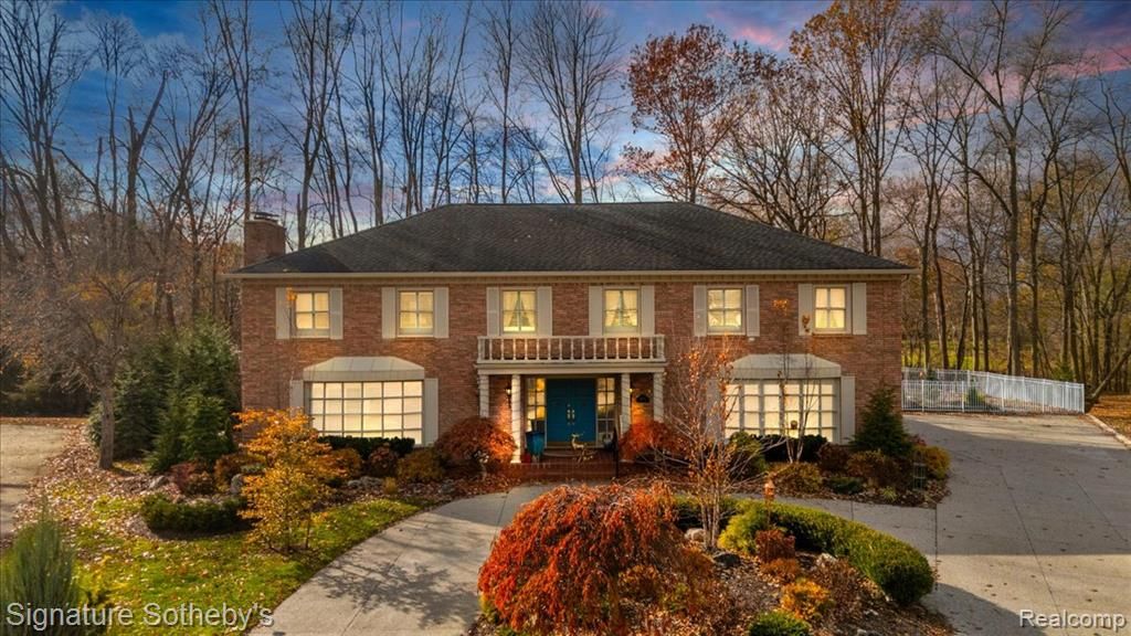 38383 Saddle Lane, Clinton Township, MI 48036