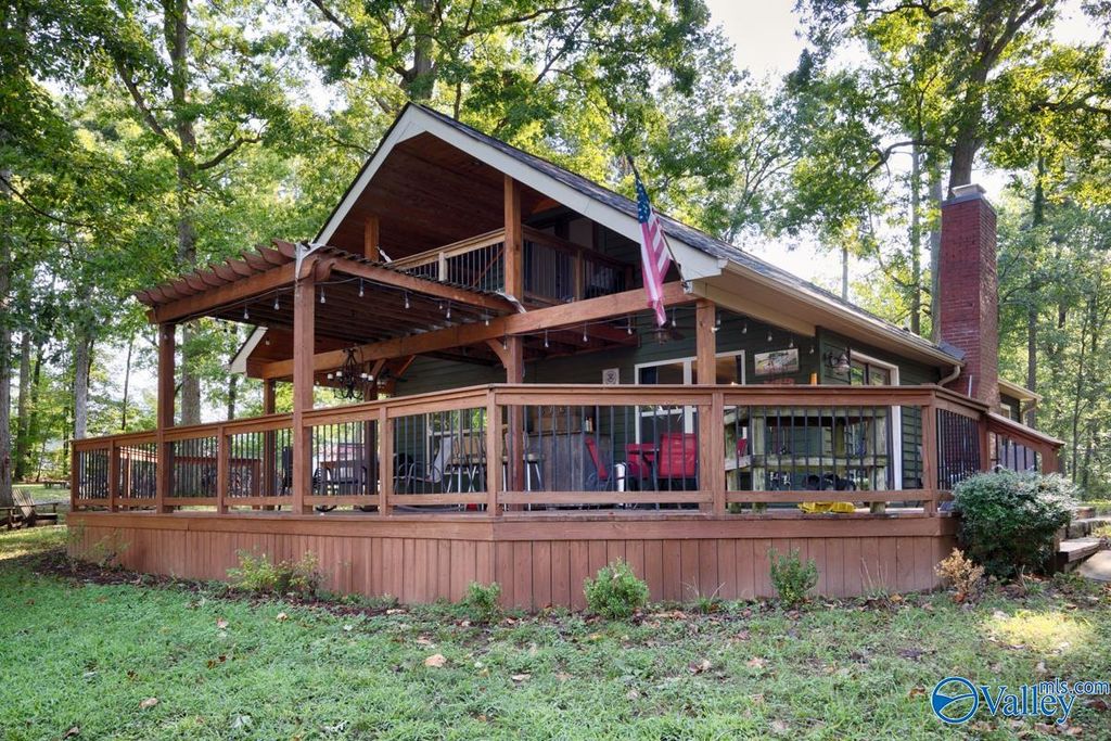 14177 Dogwood Road, Athens, AL 35611