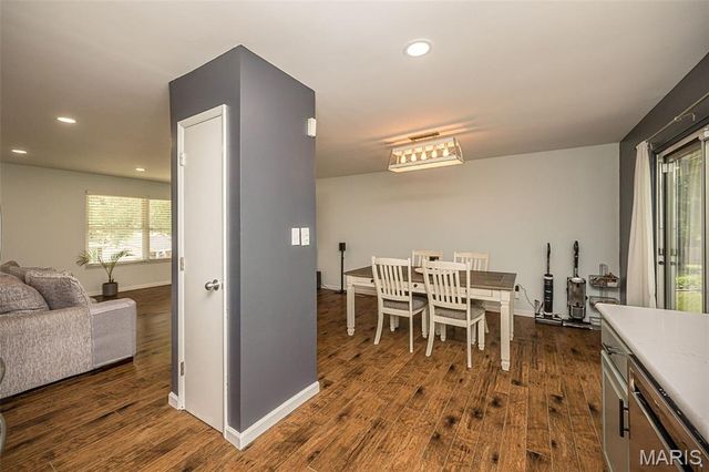 508 Arborwood Drive, Ballwin, MO 63021