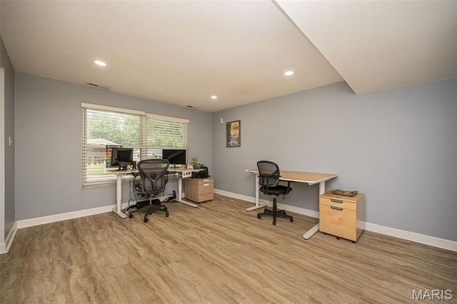 508 Arborwood Drive, Ballwin, MO 63021