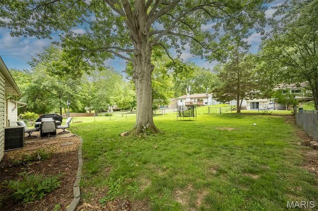 508 Arborwood Drive, Ballwin, MO 63021