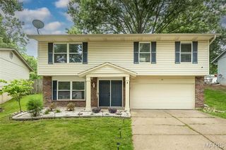 508 Arborwood Drive, Ballwin, MO 63021