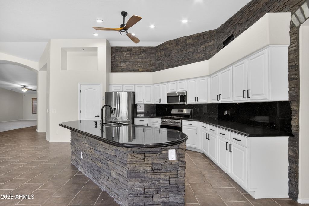 17740 W COPPER RIDGE Drive, Goodyear, AZ 85338 — photo 5