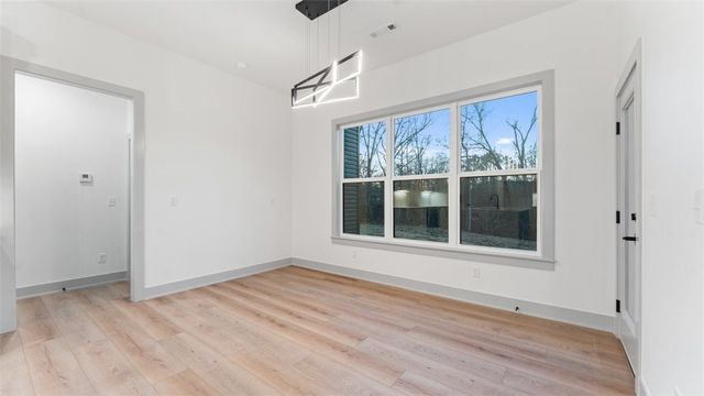 13 Coylton Lane, Bella Vista, AR 72715