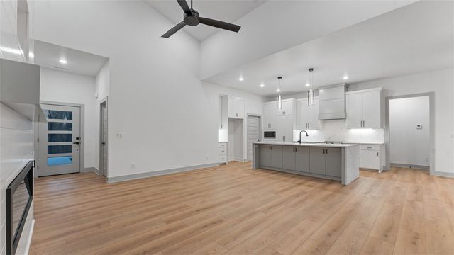 13 Coylton Lane, Bella Vista, AR 72715