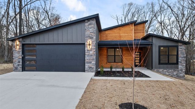 13 Coylton Lane, Bella Vista, AR 72715