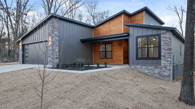 13 Coylton Lane, Bella Vista, AR 72715