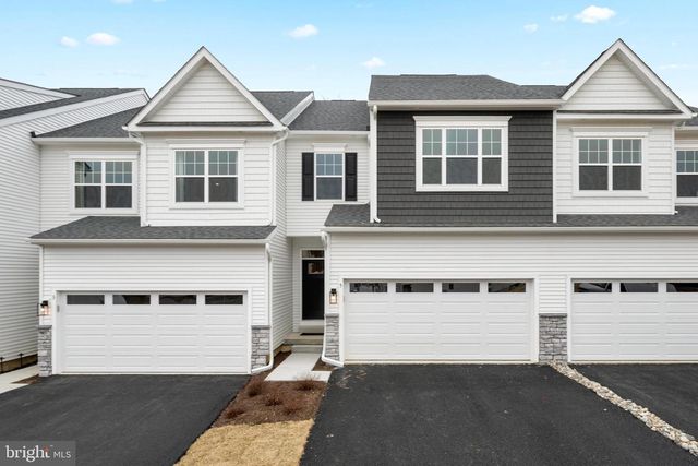 14 TULLOW HILL DR, Kennett Square, PA 19348