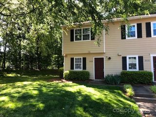 2929 Heathstead Place, Charlotte, NC 28210