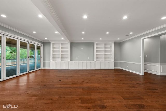 6012 E Ridge Drive, Shreveport, LA 71106