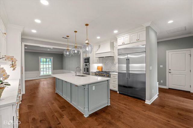 6012 E Ridge Drive, Shreveport, LA 71106