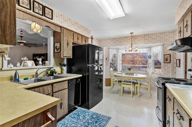 1500 SPANISH AVENUE, Leesburg, FL 34748