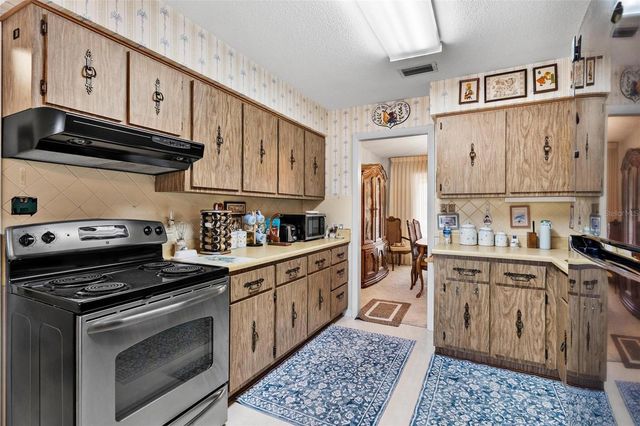 1500 SPANISH AVENUE, Leesburg, FL 34748