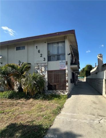 1623 W 80th 5, Los Angeles, CA 90047