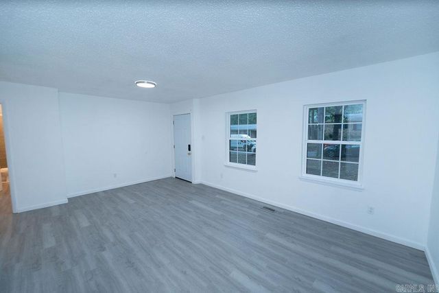 7 Bay Street, Little Rock, AR 72204